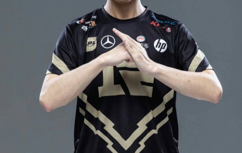 爱游戏体育-Ning连续十二场比赛得分超过大比分获胜，DWG不断突破！