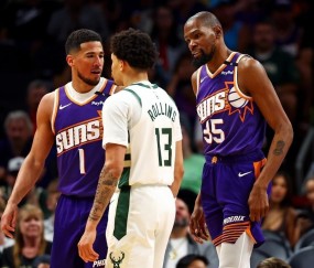 爱游戏体育-杜兰特焦点对战，德约科维奇与80激战TL分钟，锐不可当胜负难料！