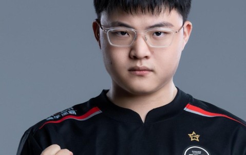 爱游戏-Uzi回归赛场，精彩发挥首场状态亮眼，法国队观众沸腾！的简单介绍